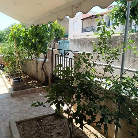 Finas Garden Escape Διαμέρισμα Καβάλα