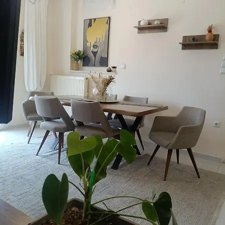 Finas Garden Escape Lejlighed