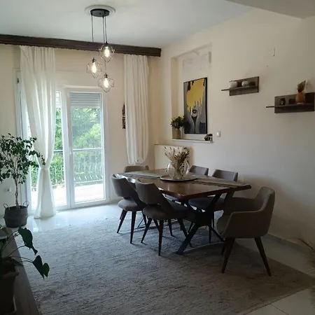 Finas Garden Escape Lejlighed *